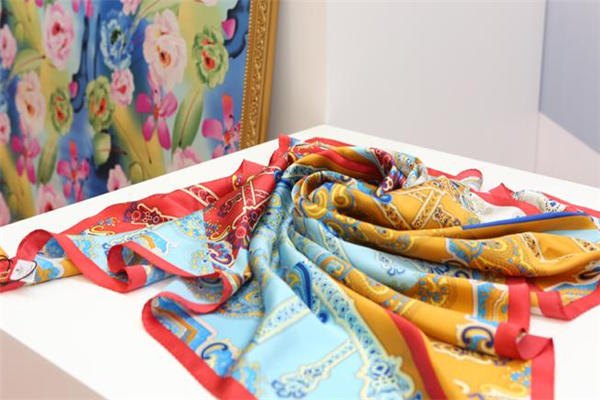 丝绸店展示
